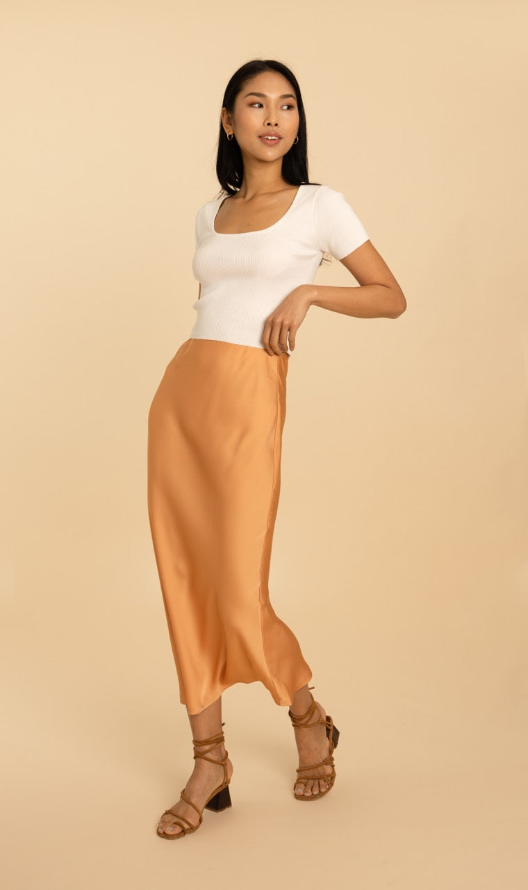 The Olivia Slip Skirt - Peach
