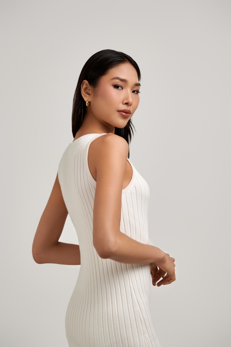 Clara High Boat Neck Maxi