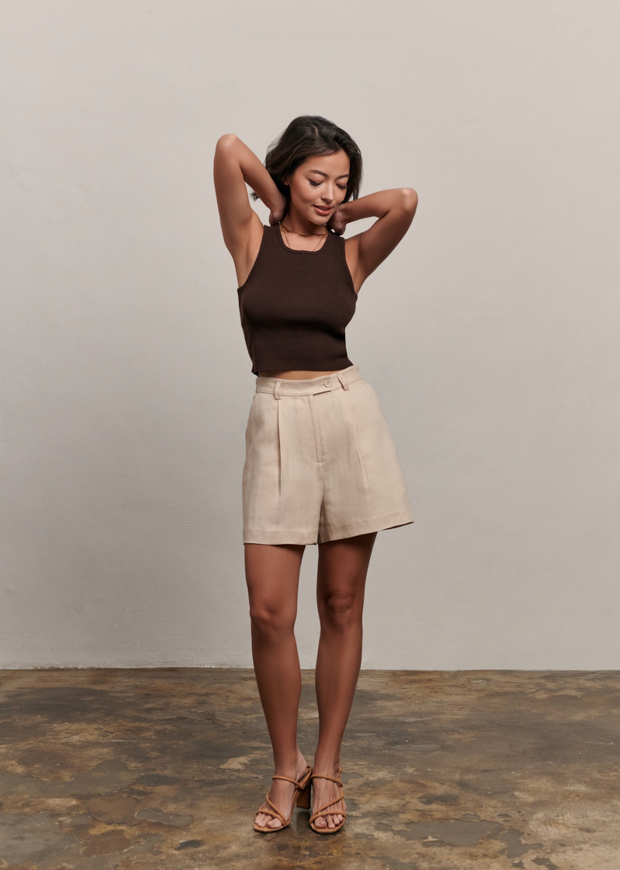 The Freya Linen Short - Beige