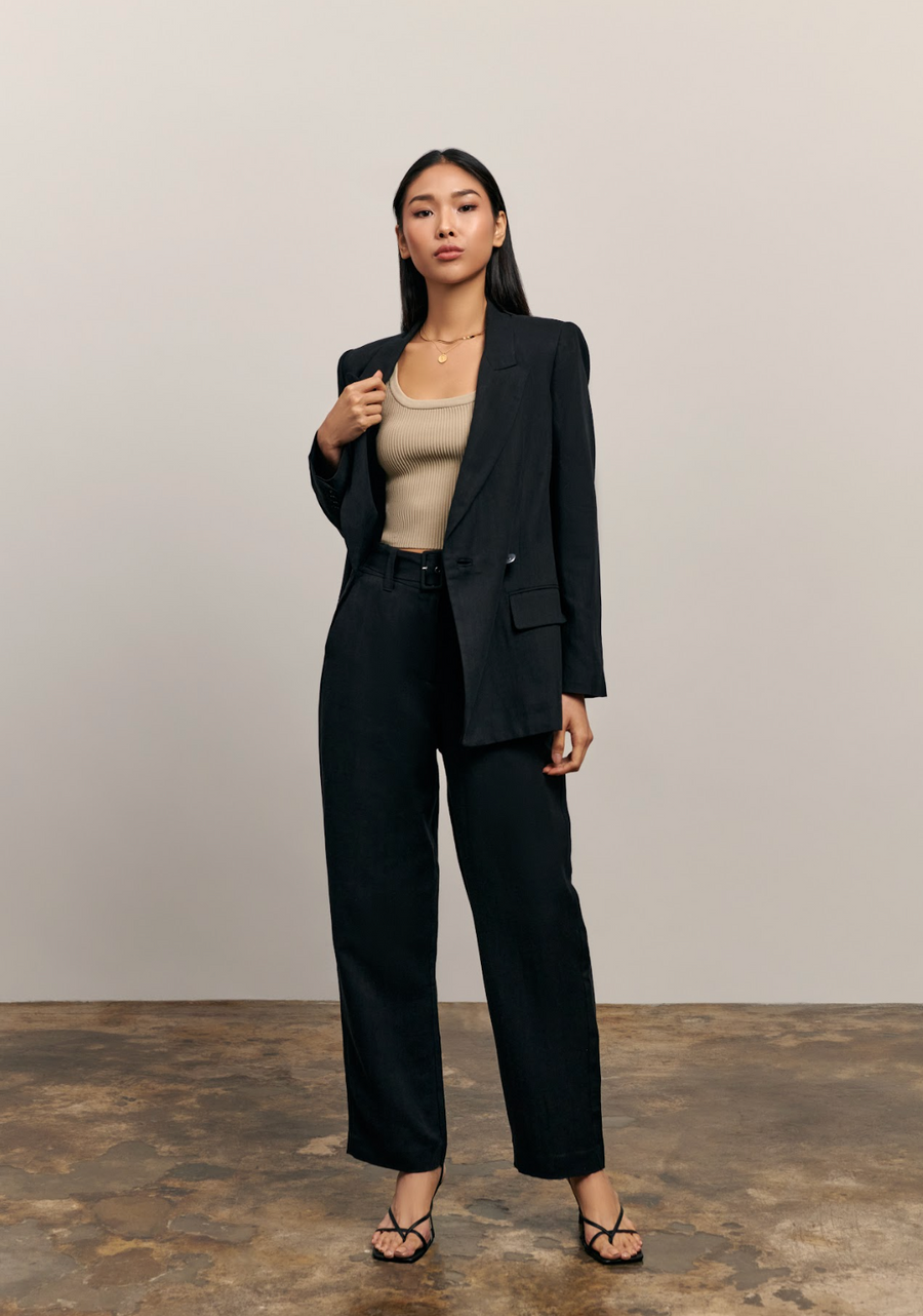 The Erin Linen Blazer - Black