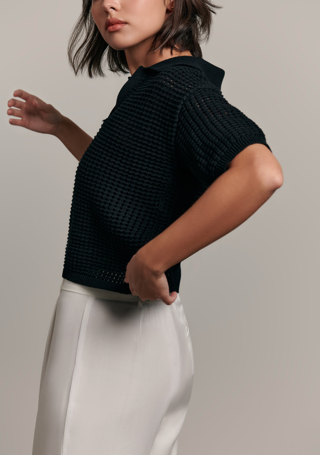 The Rea Collared Knit Top - Black