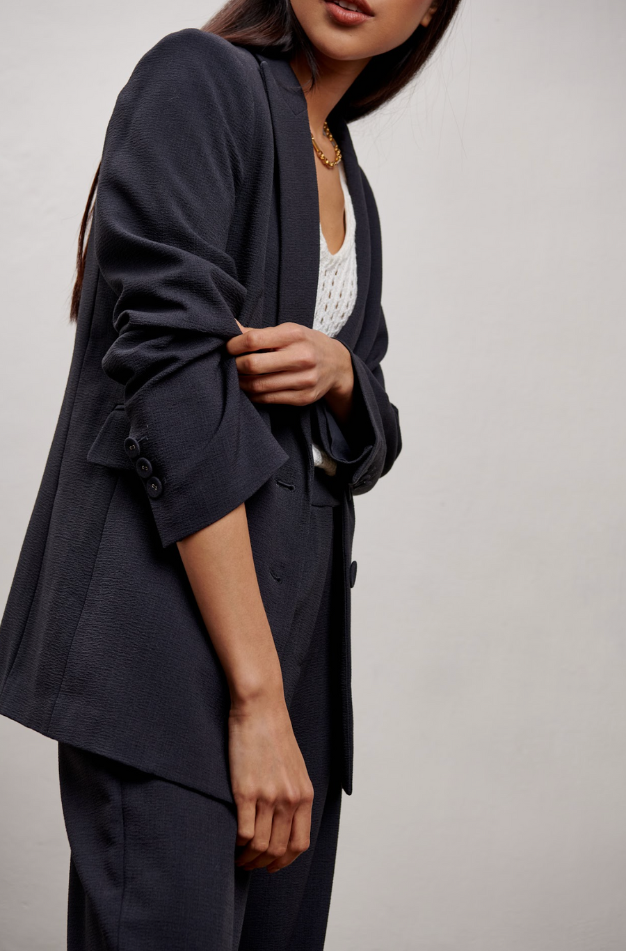 The Erin Linen Blazer - Black