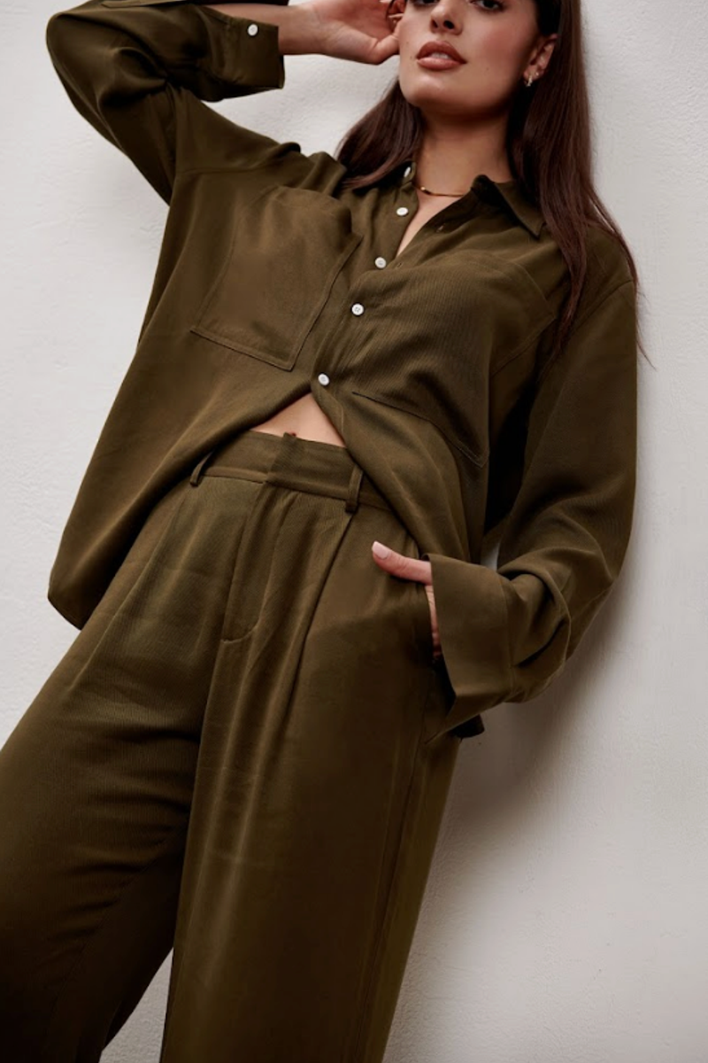 Avery Button Down - Olive