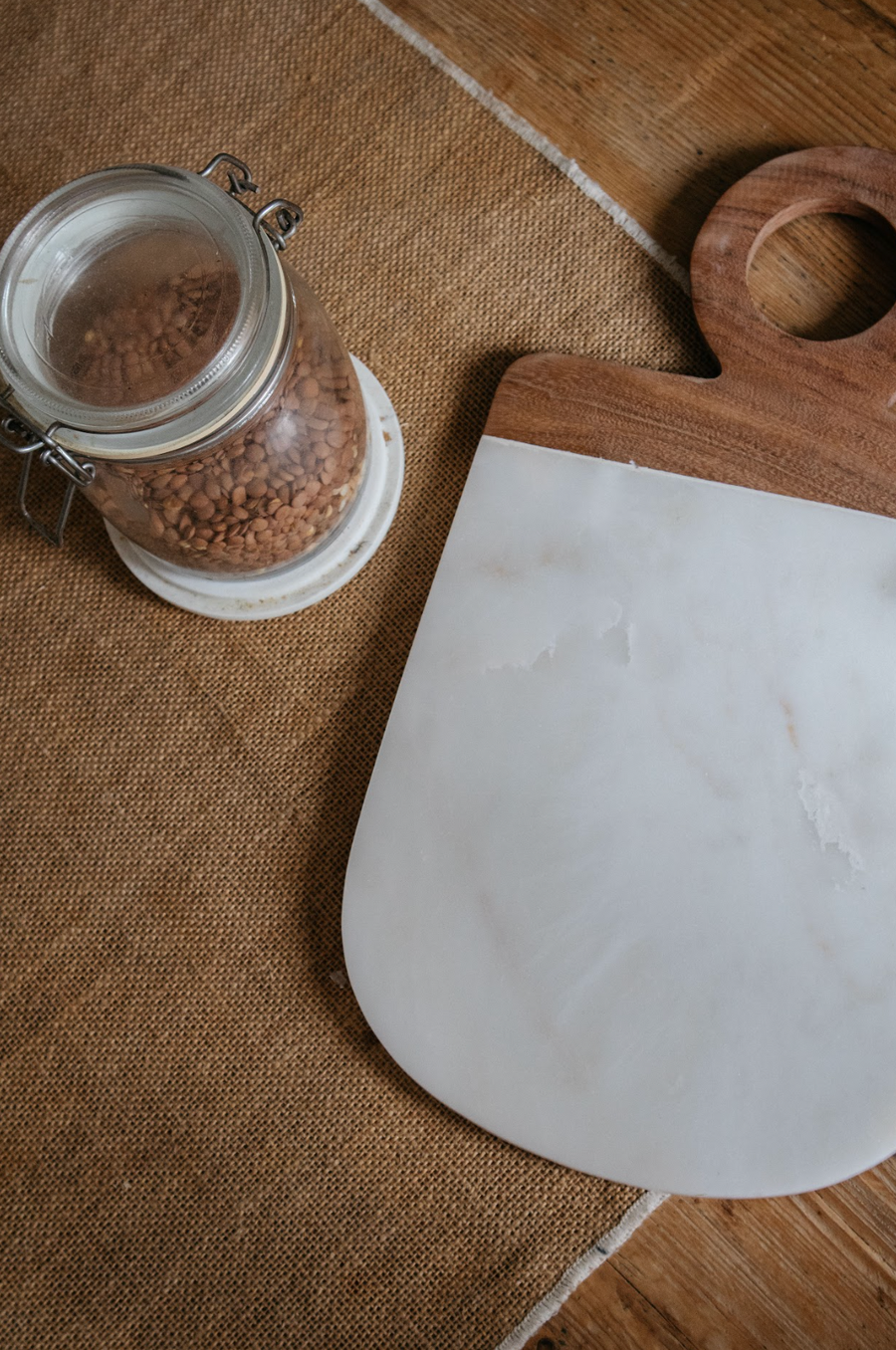 Oval Wood & Marble Chopping Board