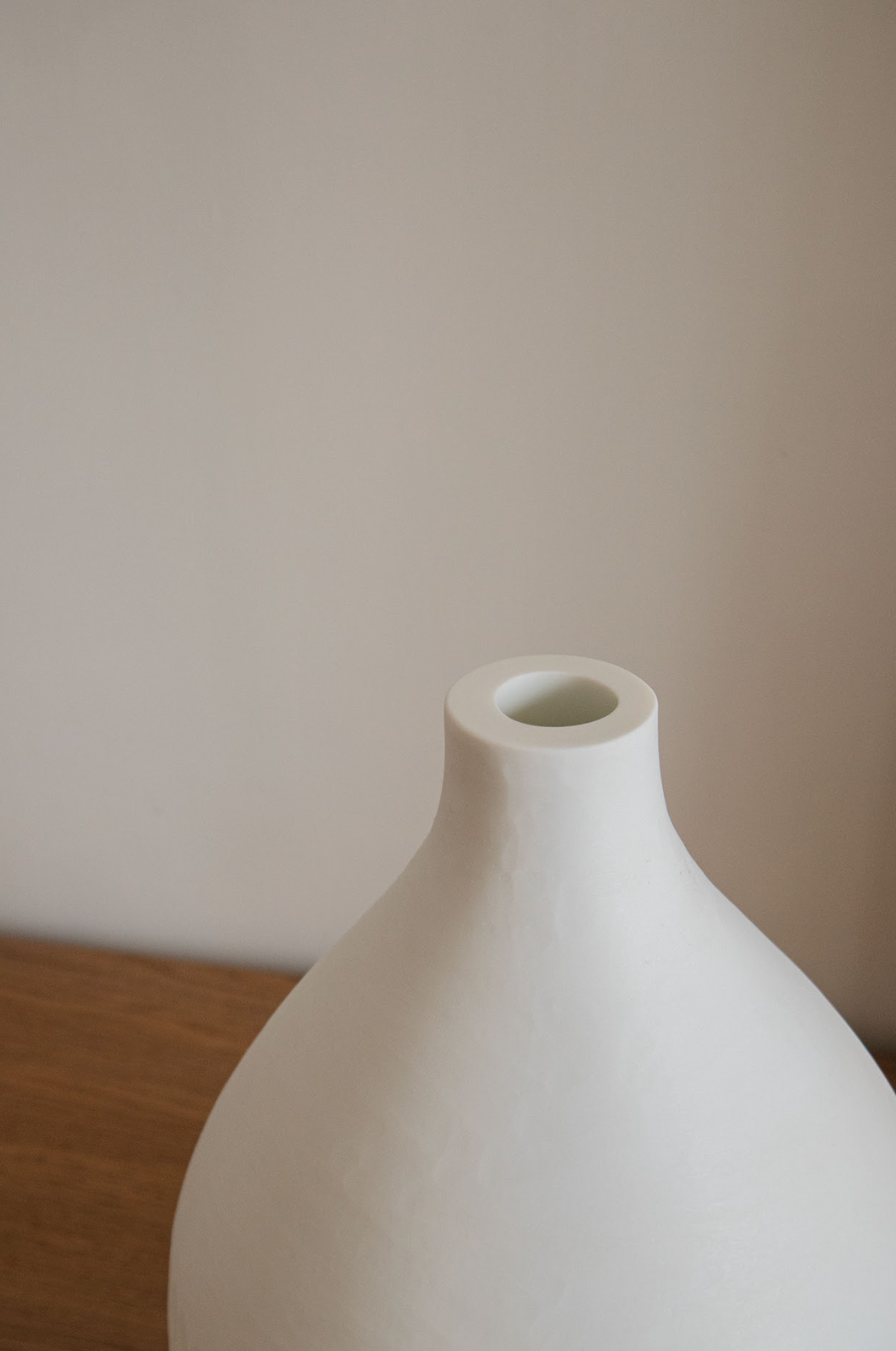 Round Ceramic Glass Vase