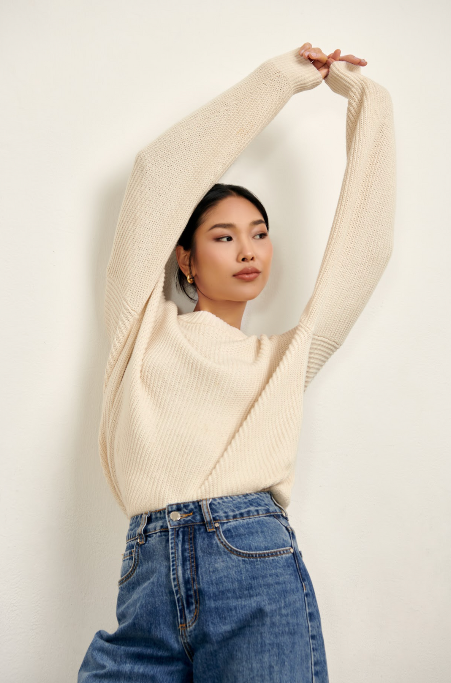 The Nora Oversized Sweater - Tofu