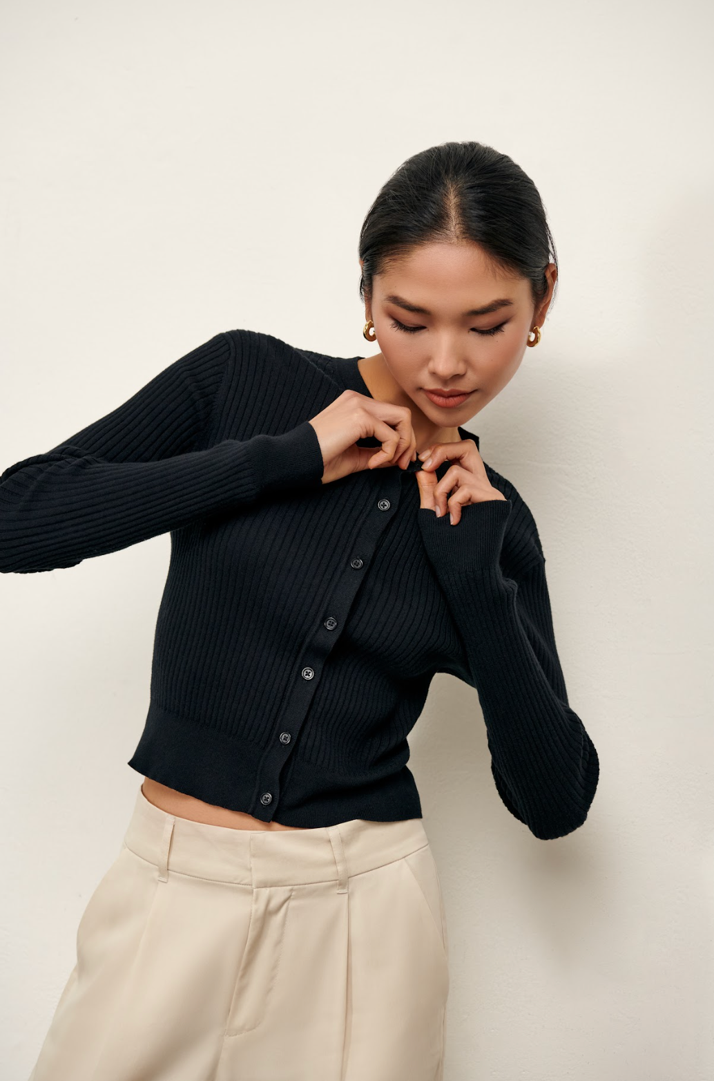 The Hayley Slim Ribbed Cardigan - Black