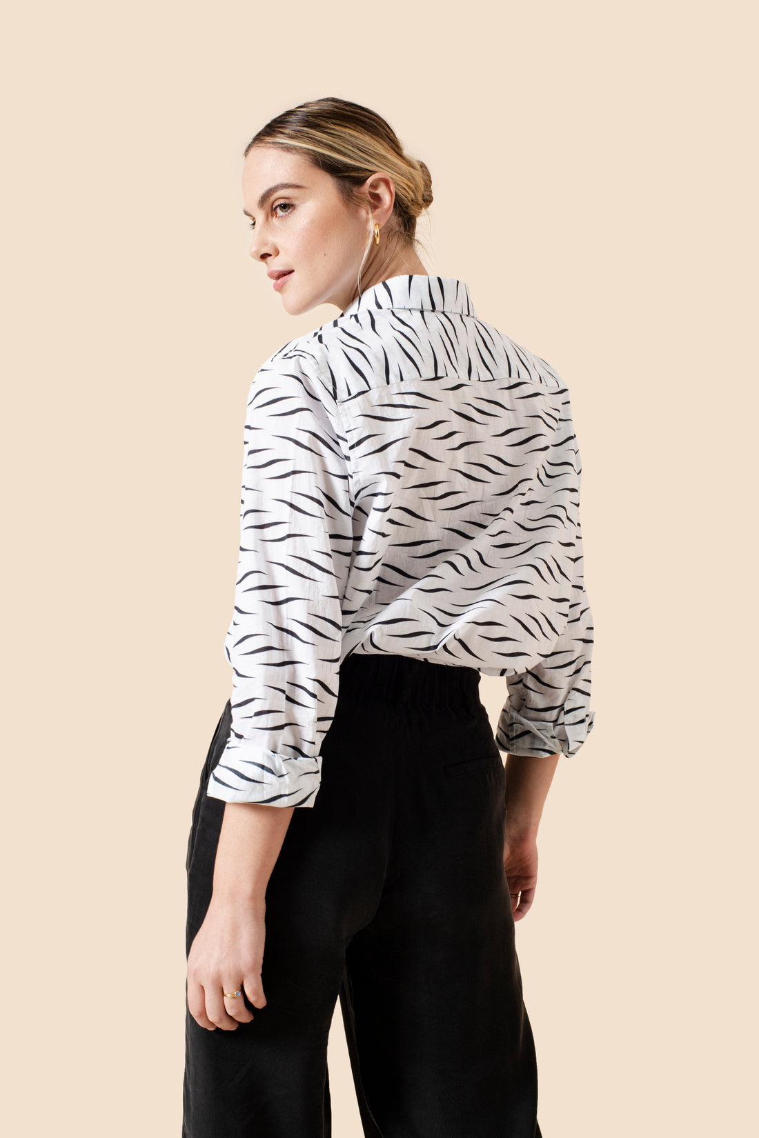 The Avery Button Down - Lines Print